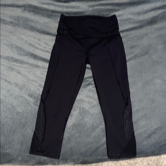 Black Crop Leggings Mesh Sides - Picture 1 of 4
